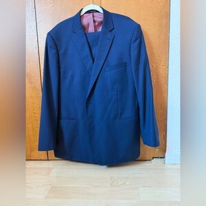 Men's Navy 48R 2pc. 100% Wool 140’s Suit